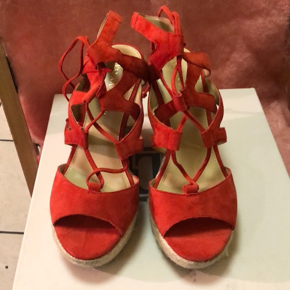 Ivanka Trump wedge sandals.... - Picture 6 of 8